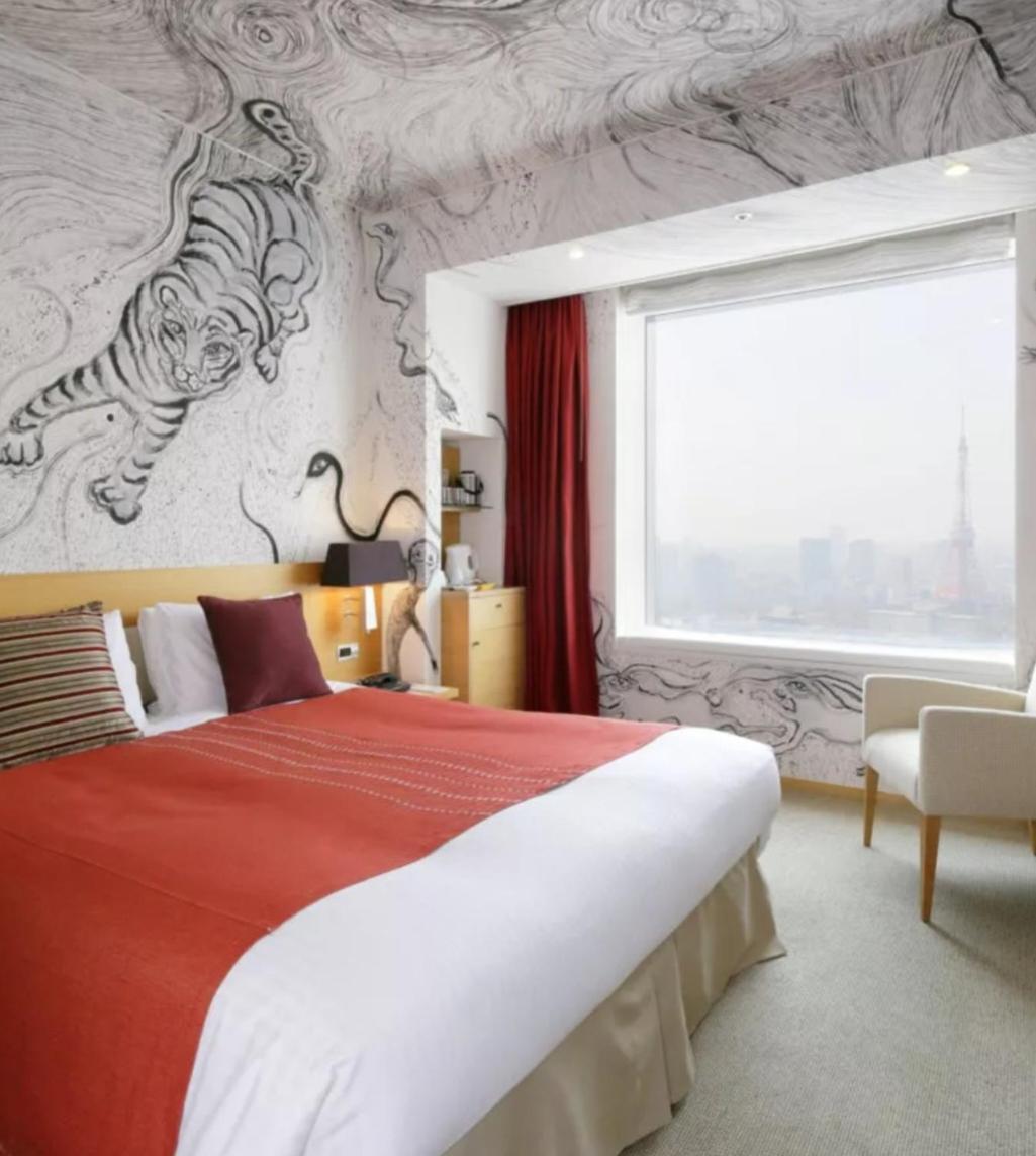 Empress Madani Palace Hotel Surrey Bagian luar foto