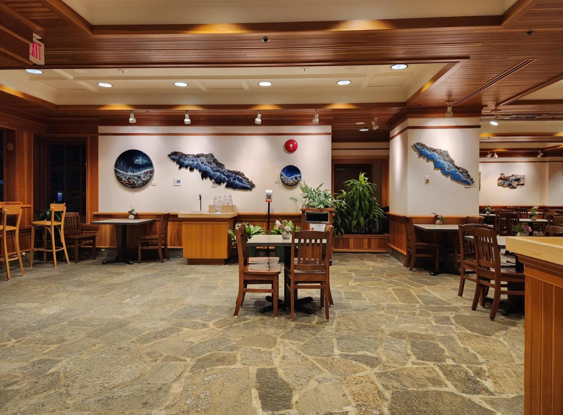 Empress Madani Palace Hotel Surrey Bagian luar foto