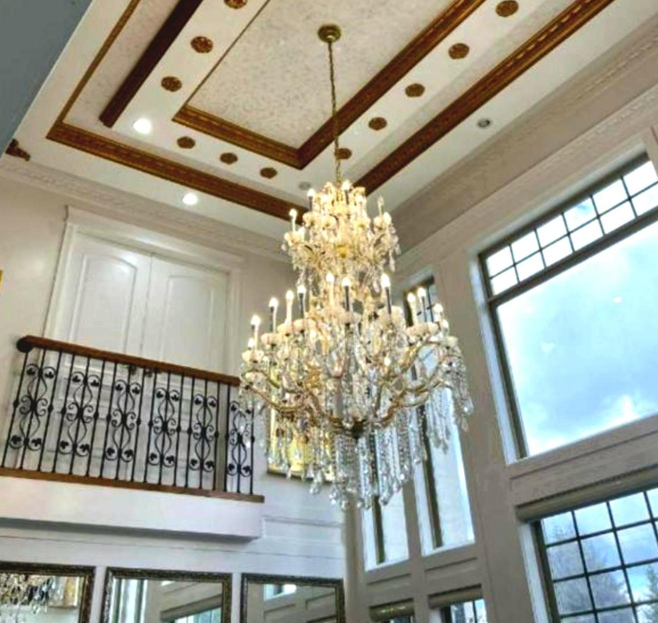 Empress Madani Palace Hotel Surrey Bagian luar foto